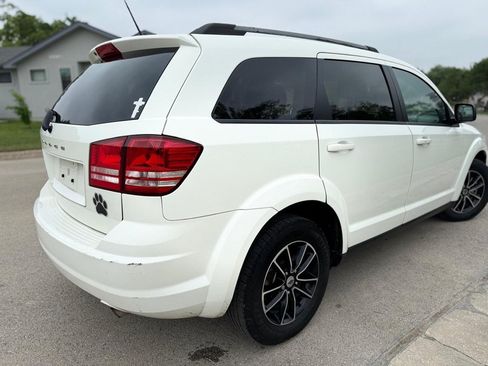 Used 2018 Dodge Journey SE w/ Popular Equipment Group FWD image 19