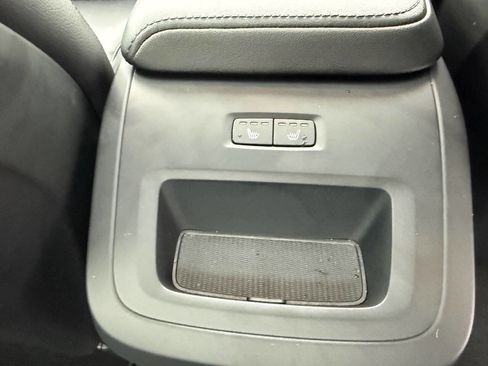 Used 2025 Volvo S60 B5 Core image 14