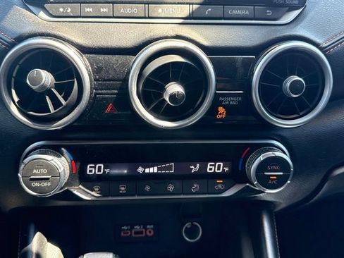 Used 2022 Nissan Sentra SR w/ Electronics Package FWD image 28