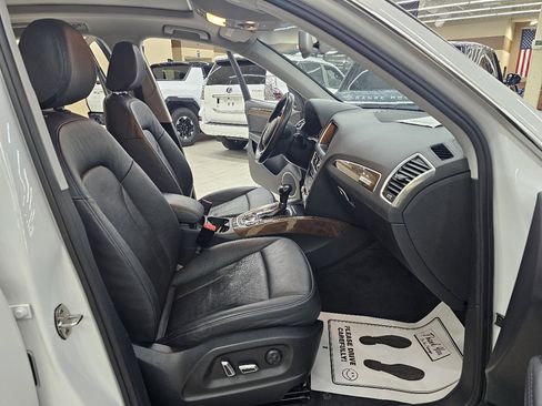 Used 2016 Audi Q5 3.0T Premium Plus w/ Technology Package image 21