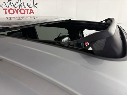 Used 2022 Toyota Tundra Platinum AWD/4WD image 11