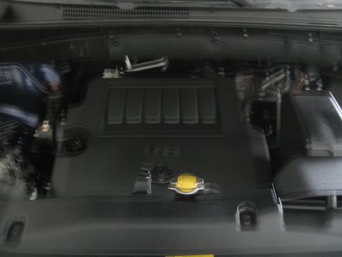 Used 2015 Toyota Highlander XLE image 27