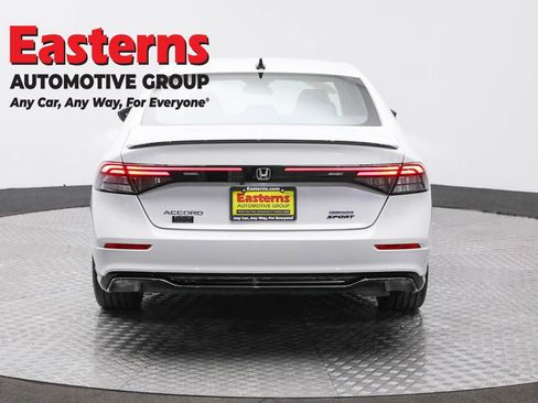 Used 2025 Honda Accord Sport image 6