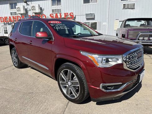Used 2017 GMC Acadia Denali w/ Technology Package AWD/4WD image 8