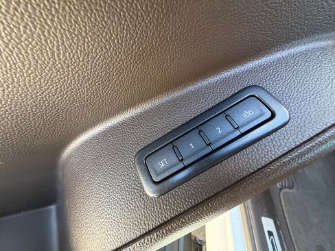 Used 2020 Chevrolet Suburban Premier image 9