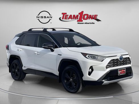 Used 2020 Toyota RAV4 XSE image 1