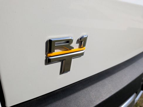 Used 2022 Rivian R1T Adventure AWD/4WD image 36