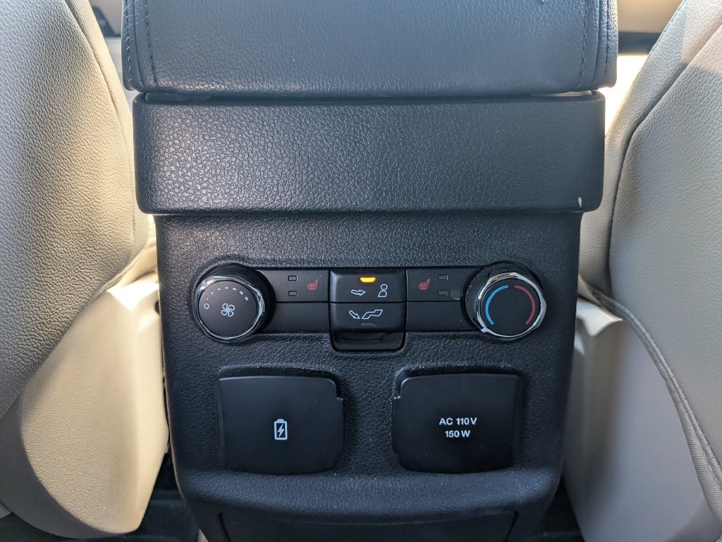 Used 2019 Ford Explorer Limited w/ Class III Trailer Tow Package FWD image 27