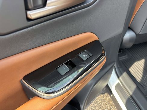 New 2026 Toyota Crown Signia AWD/4WD image 7