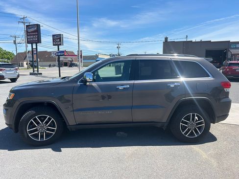 Used 2021 Jeep Grand Cherokee Limited image 4