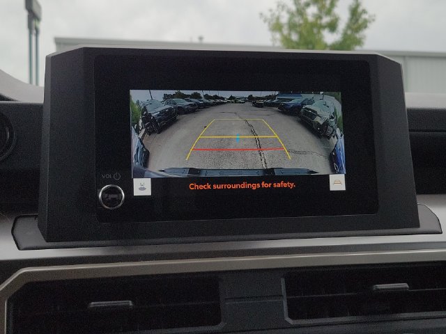 Used 2024 Toyota Tacoma SR5 w/ SR5 Upgrade Package RWD image 28