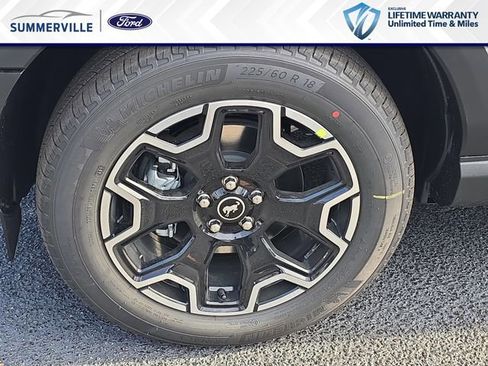 New 2025 Ford Bronco Sport Outer Banks w/ Outer Banks Tech Package+ AWD/4WD image 32
