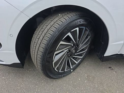New 2026 Hyundai Sonata Limited FWD image 44