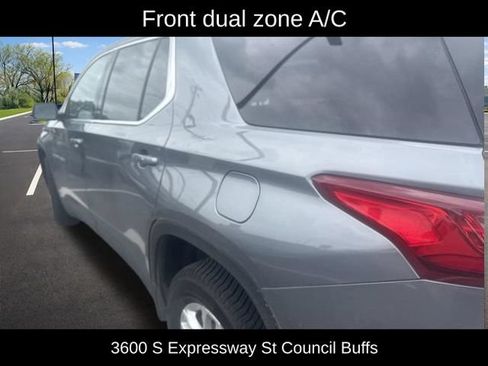 Used 2019 Chevrolet Traverse LT AWD/4WD image 12