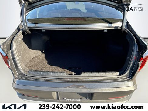Certified 2025 Kia K4 LXS image 12