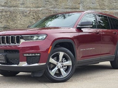 Used 2021 Jeep Grand Cherokee L Limited w/ Trailer Tow Group (B) AWD/4WD image 23