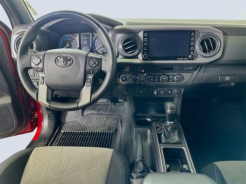 Used 2023 Toyota Tacoma TRD Sport image 17