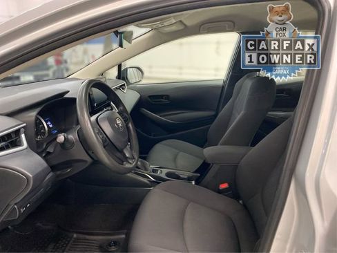 Used 2022 Toyota Corolla LE image 10