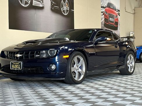 Used 2011 Chevrolet Camaro SS image 8