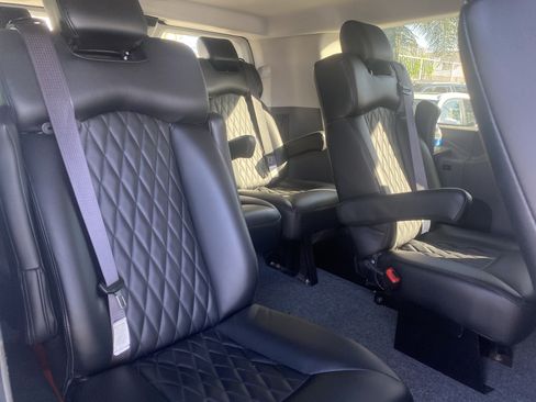 Used 2020 Ford Transit 150 XLT RWD image 12