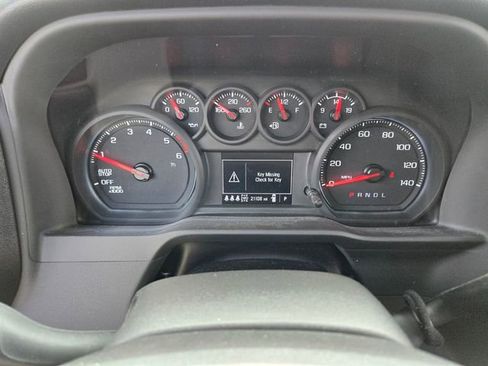 Used 2025 Chevrolet Silverado 1500 Custom Trail Boss AWD/4WD image 33