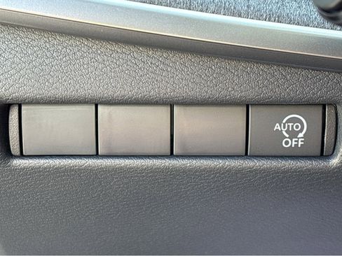New 2026 Nissan Kicks SV w/ SV Premium Package FWD image 11