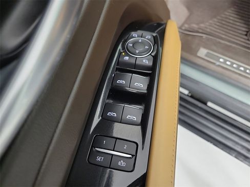 Certified 2024 Cadillac Escalade Sport w/ LPO, ONYX Package image 21