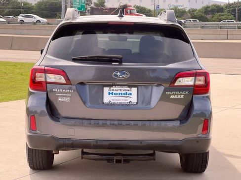 Used 2017 Subaru Outback 2.5i Limited AWD/4WD image 6