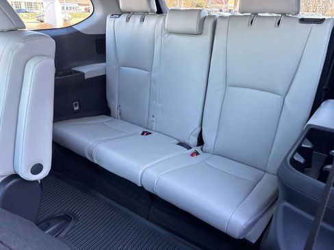 New 2026 Toyota Grand Highlander XLE image 7