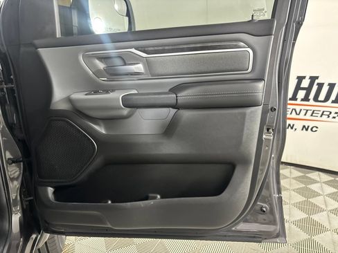 Used 2019 RAM 1500 Big Horn AWD/4WD image 28