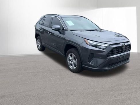 Used 2025 Toyota RAV4 XLE w/ Convenience Package AWD/4WD image 14