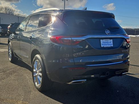 Used 2018 Buick Enclave Premium w/ Experience Buick Package image 7