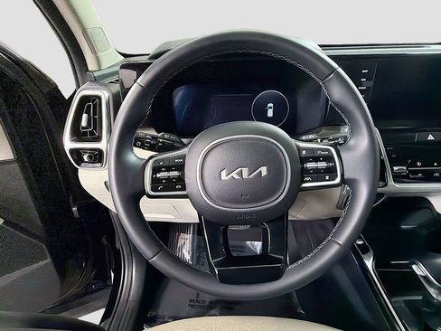 Used 2023 Kia Sorento SX FWD image 13