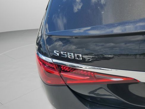 Certified 2026 Mercedes-Benz S 580 4MATIC Sedan image 32
