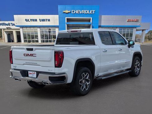 Used 2025 GMC Sierra 1500 SLT w/ SLT Premium Package image 8