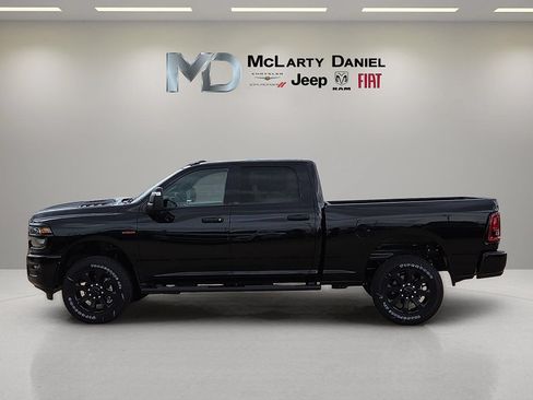 New 2026 RAM 2500 Tradesman AWD/4WD image 3