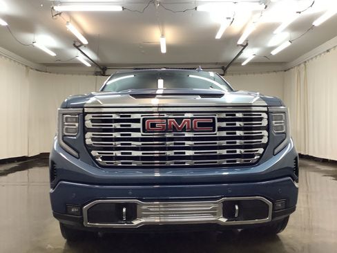 New 2026 GMC Sierra 1500 Denali w/ Denali Reserve Package image 13