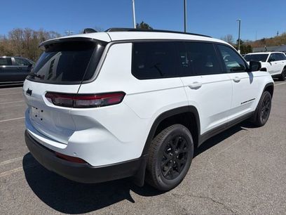 New 2026 Jeep Grand Cherokee L 4WD