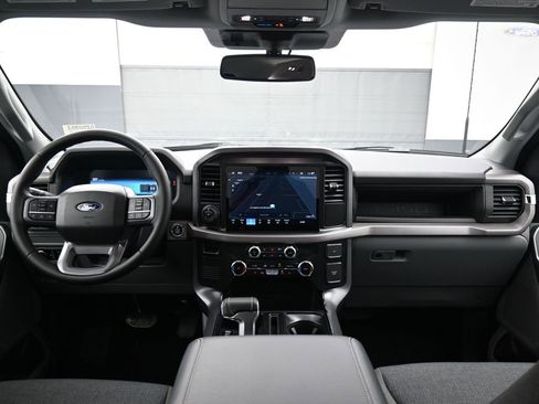 New 2025 Ford F150 Lightning XLT image 21