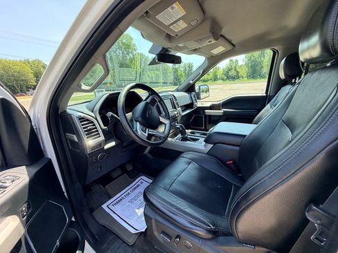 Used 2015 Ford F150 Lariat w/ Equipment Group 502A Luxury AWD/4WD image 20