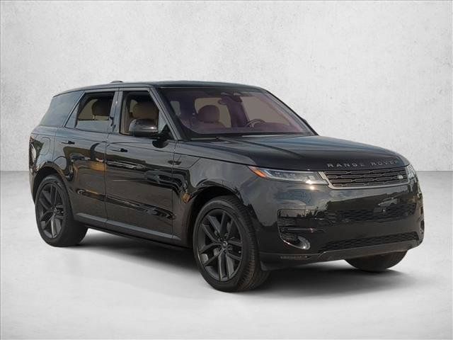 Used 2023 Land Rover Range Rover Sport SE AWD/4WD image 3
