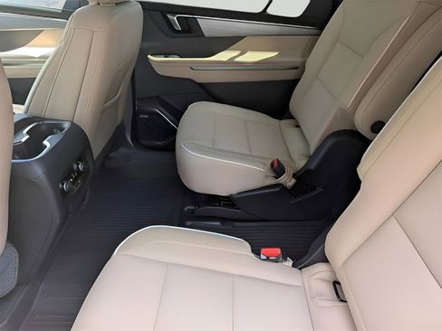 New 2026 Buick Enclave Preferred w/ Power Package image 20