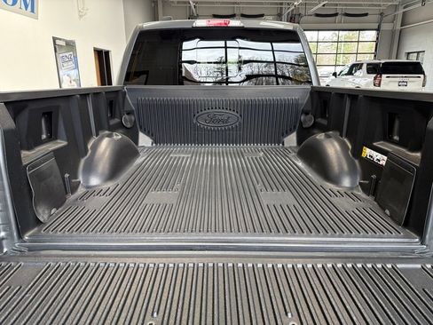 Used 2025 Ford F150 Lariat w/ Equipment Group 502A High AWD/4WD image 8