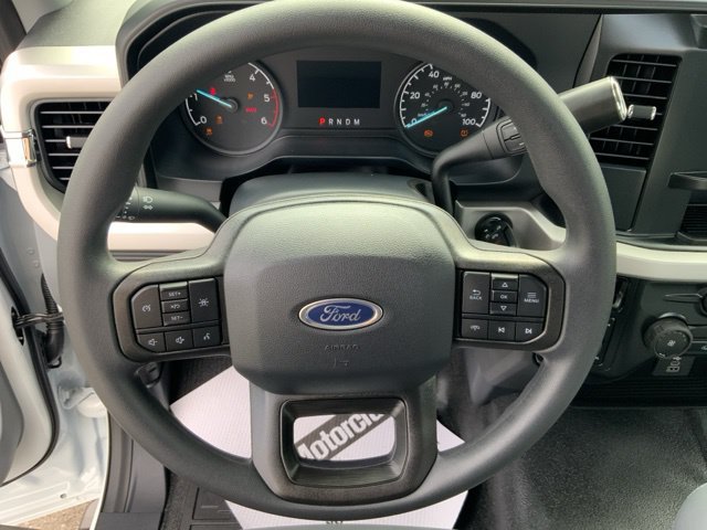 New 2025 Ford F350 XL w/ XL Chrome Package AWD/4WD image 13