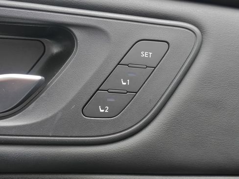 Used 2023 Nissan Rogue SL AWD/4WD image 21