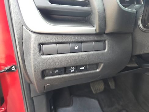 Used 2024 Nissan Rogue SV w/ SV Premium Package AWD/4WD image 16