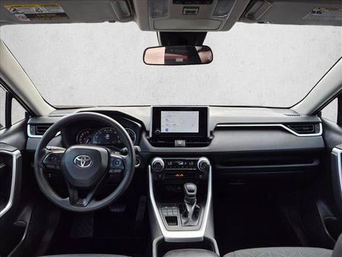 Certified 2025 Toyota RAV4 XLE AWD/4WD image 18