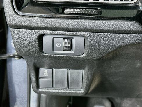 Used 2025 Honda Civic Sport image 17