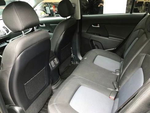 Used 2015 Kia Sportage LX AWD/4WD image 12