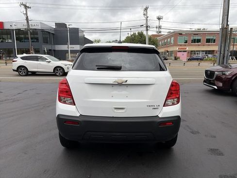 Used 2016 Chevrolet Trax LS AWD/4WD image 7